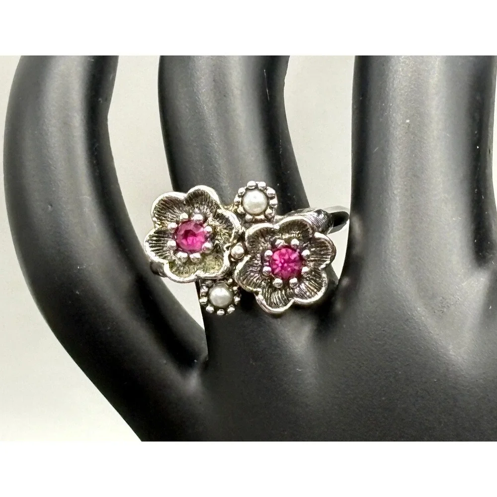 Avon Silver Tone Pink Rhinestone Faux Seed Pearl Flower Ring Vintage Floral Sz 6